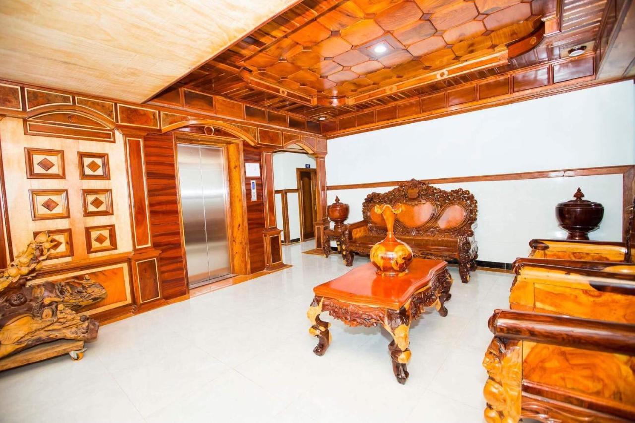 Ly Meng Hotel Батамбанг Екстериор снимка