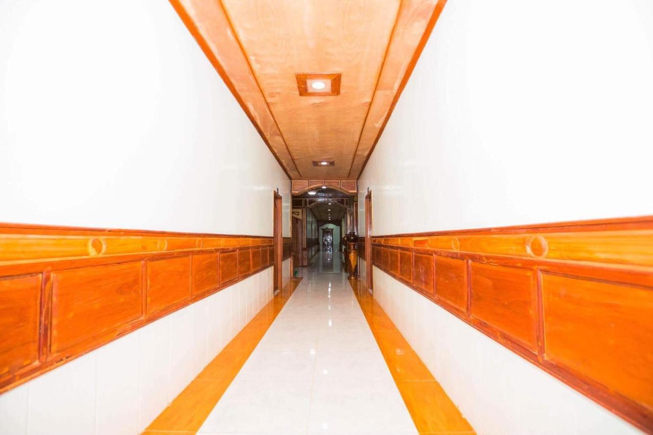 Ly Meng Hotel Батамбанг Екстериор снимка