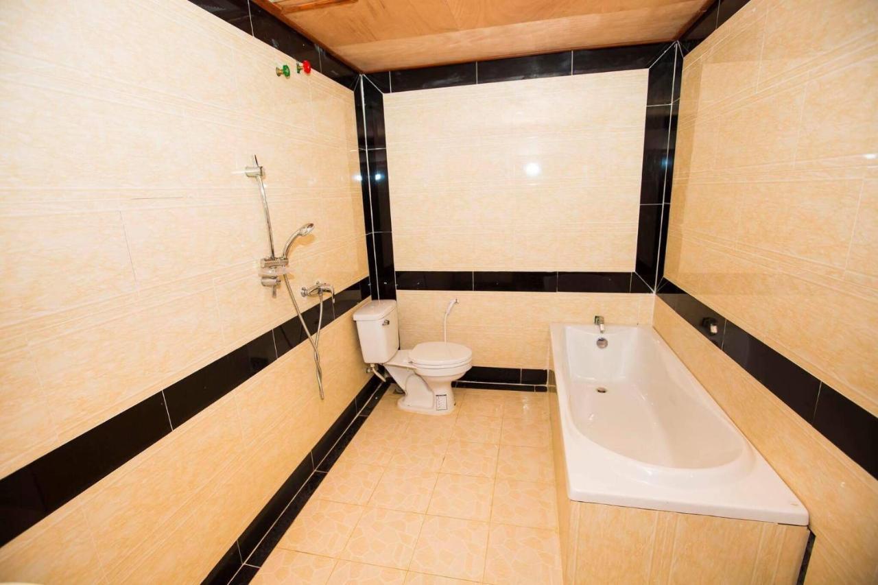 Ly Meng Hotel Батамбанг Екстериор снимка